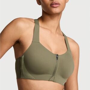 Victoria’s Secret 2 VSX Knockout™ Front-Close Sports Bras